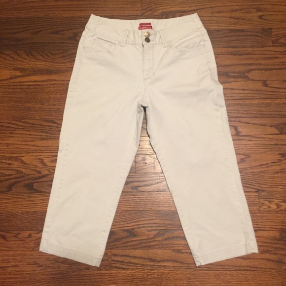 Merona khaki Capris Size 4 - Picture 1 of 5